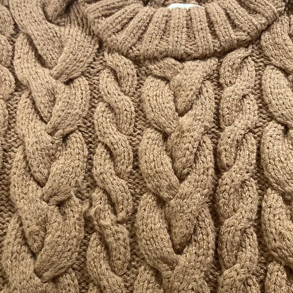 FLASH SALE!🎀DÔEN OLYMPUS🎀Sweater! VGUC! Size Medium! - Picture 6 of 16